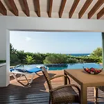 Iris Torret Villa