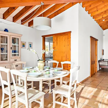 Iris Torret Villa